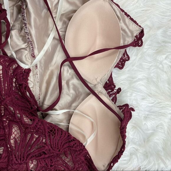 J.O.A. Scalloped Floral Lace Fit and Flare Lace Up Dress - Picture 11 of 13